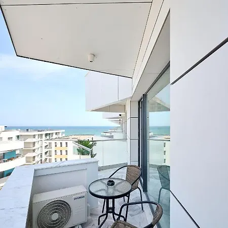 Apartment Bya Sea In Infinity Beach Pool Mamaia