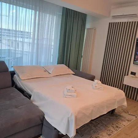 Apartment Bya Sea In Infinity Beach Pool Mamaia